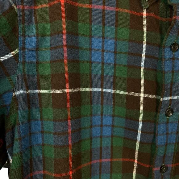 LL Bean Men' Traditional Fit Long Sleeve Button Blue Plaid Flannel Shirt - Picture 7 of 10